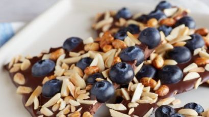 Chokoladeknas med blåbær