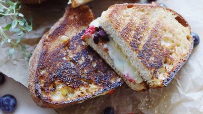 Grilled cheese sandwich