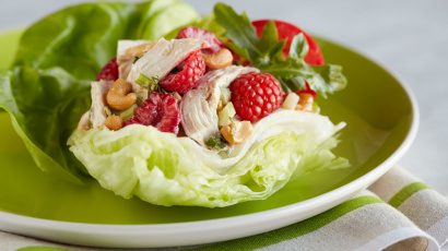 Salat med røget kylling og hindbær 