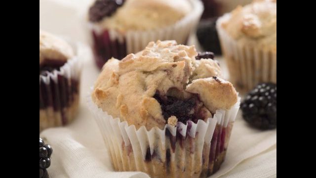 Muffins opskrift med brombær og kokos