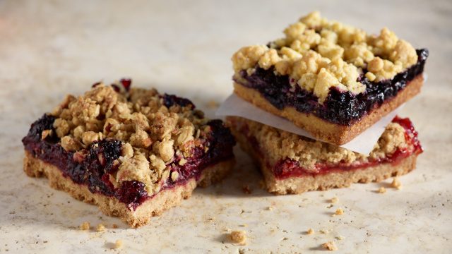 Snackbars med Brombær & Ingefær Østrisk Linzetorte med et twist Linzetorte med brombær